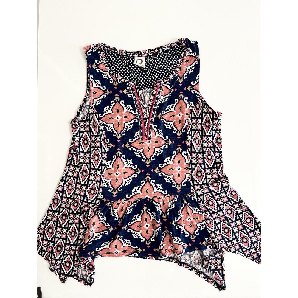 Anthropologie Akemi +  Kin‎ Asymmetrical Galapa Split Neck Tank Top M